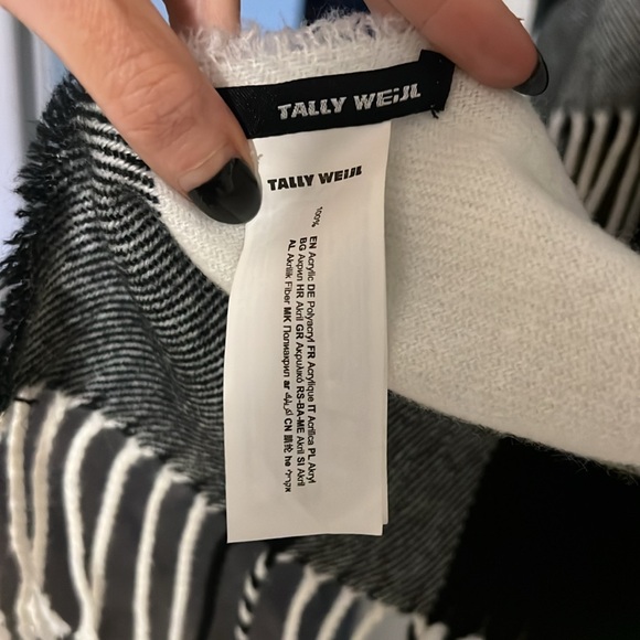 Tally Weijl Plaid Cape/Wrap - Picture 6 of 13